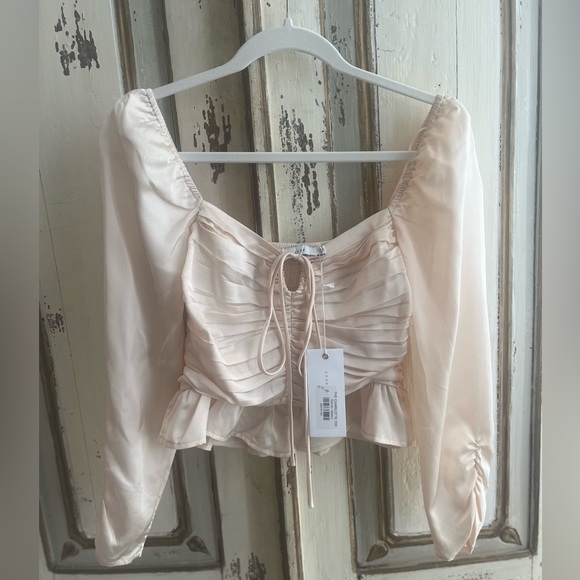 LUSH Long Sleeve Charlotte Top - Picture 2 of 4